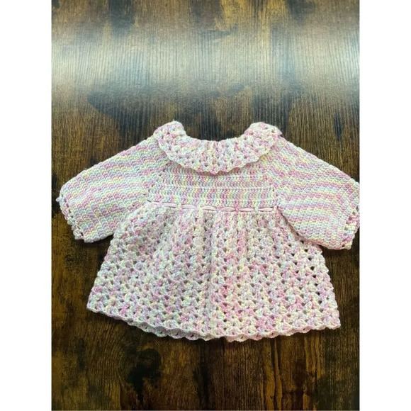 Hand Crocheted Baby cardigan - Picture 8 of 9